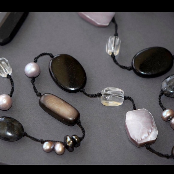 Silpada Vintage Sterling Silver, Pearls, Hematite & Chalcedony Necklace - Picture 5 of 6